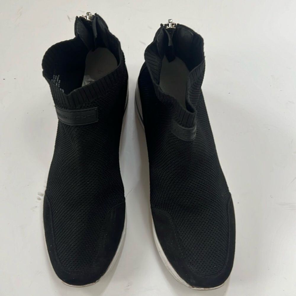 MARC FISHER MUSCLING WEDGE BLACK FABRIC SLIP ON SNEAKERS SIZE 8M